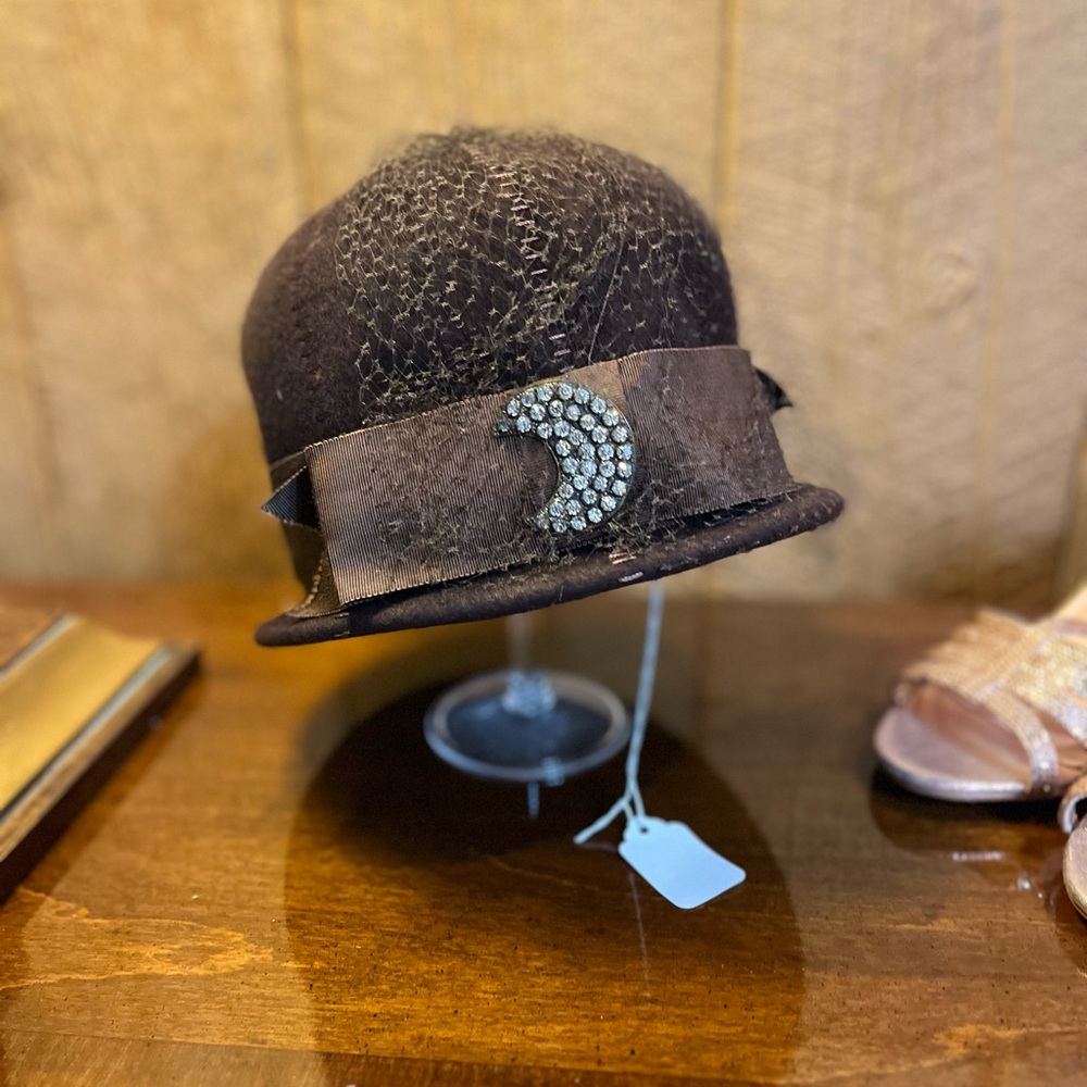 Vintage-Inspired Brown Wool Cloche Hat with Rhinestone Crescent Accent